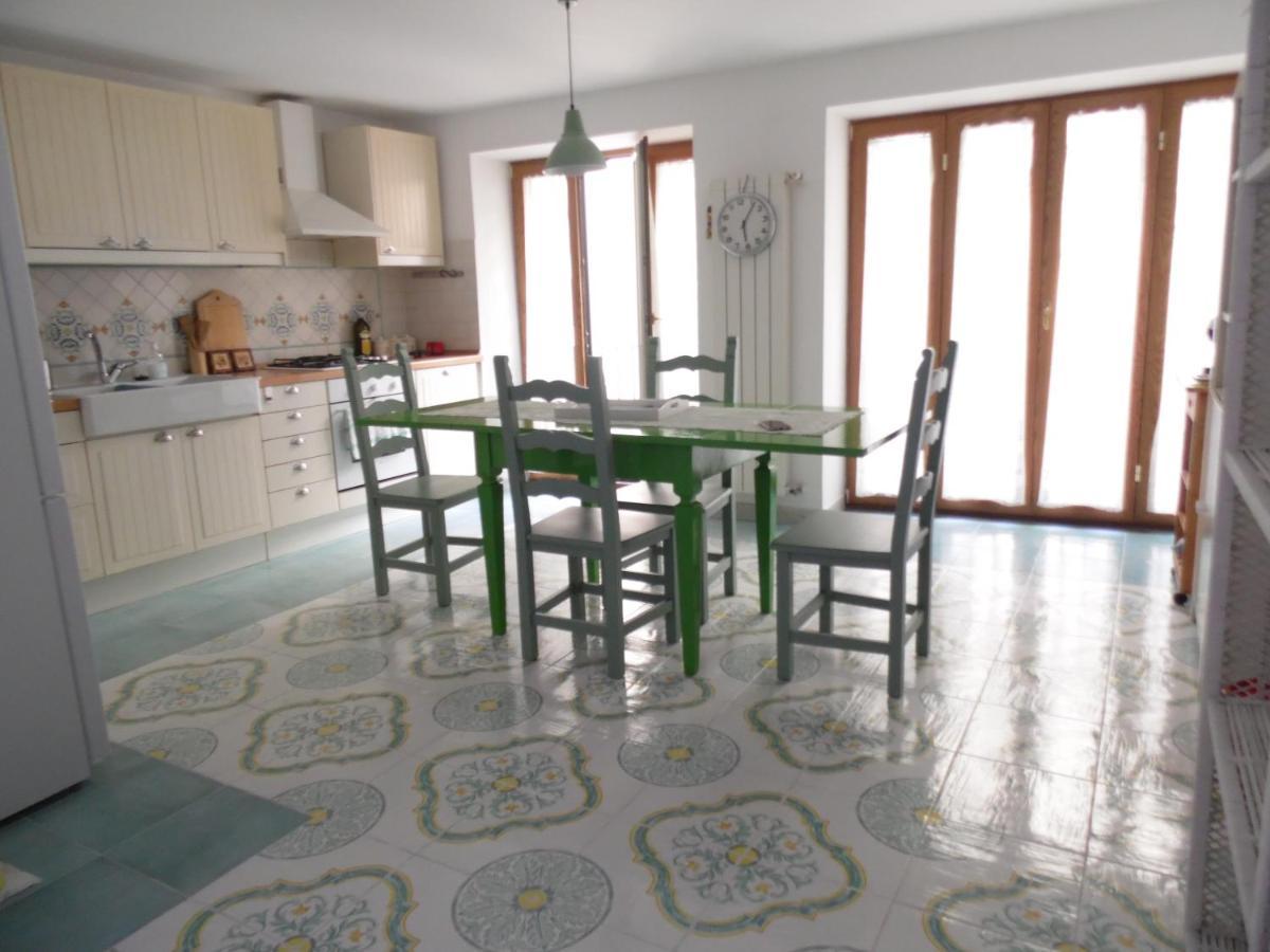 شقة A Casa Di Monica يوتْسْوولْ المظهر الخارجي الصورة
