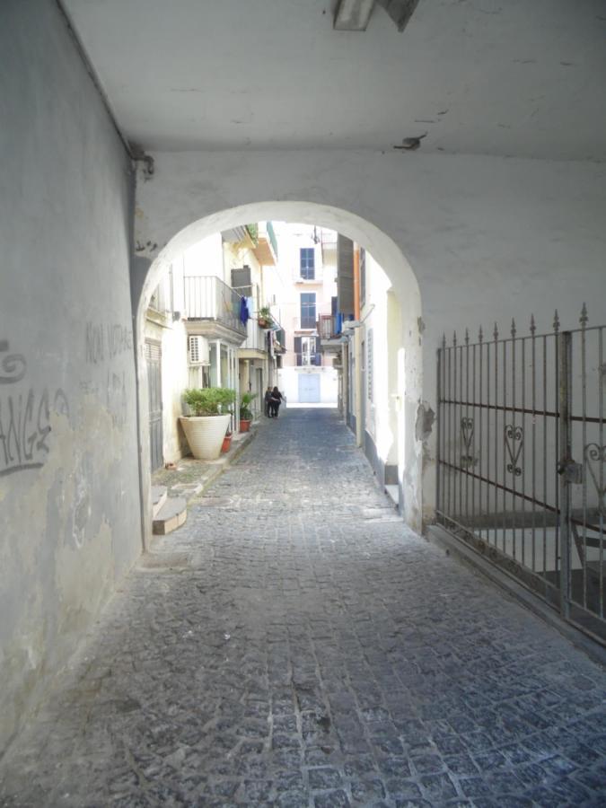 شقة A Casa Di Monica يوتْسْوولْ المظهر الخارجي الصورة